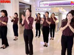 视频外文拖拉机伴奏晨会舞.rar