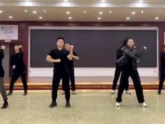视频晨操奔跑吧兄弟.rar