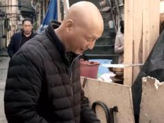 视频央视纪录片小巷里的抗癌厨房.zip