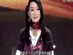 视频歌手萨顶顶常石磊演讲风格自有一种力量.rar
