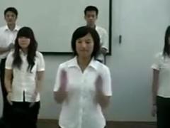 视频晨操我能为你做些什么.rar