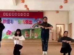 视频晨操大王叫我来巡山手语舞.rar