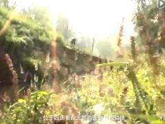 励志视频四川蓬安插秧水上漂身残志坚.rar