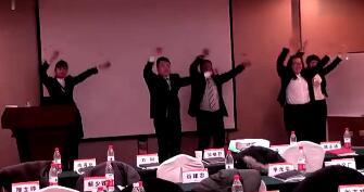 视频晨操手语舞奔跑吧兄弟.rar
