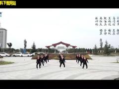视频晨操众人划桨开大船泰康版.rar