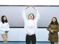 视频晨操国家手语操.rar